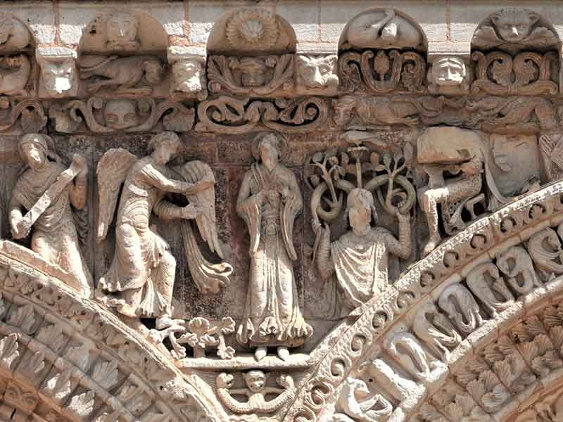 A history of Romanesque in six buildings – six online talks by John McNeill